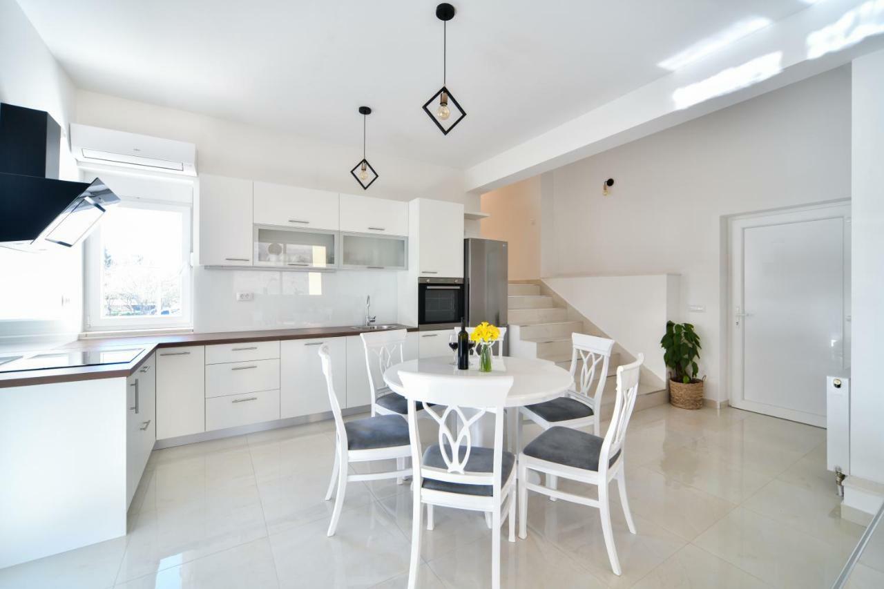 Apartman Space Razanac Luaran gambar