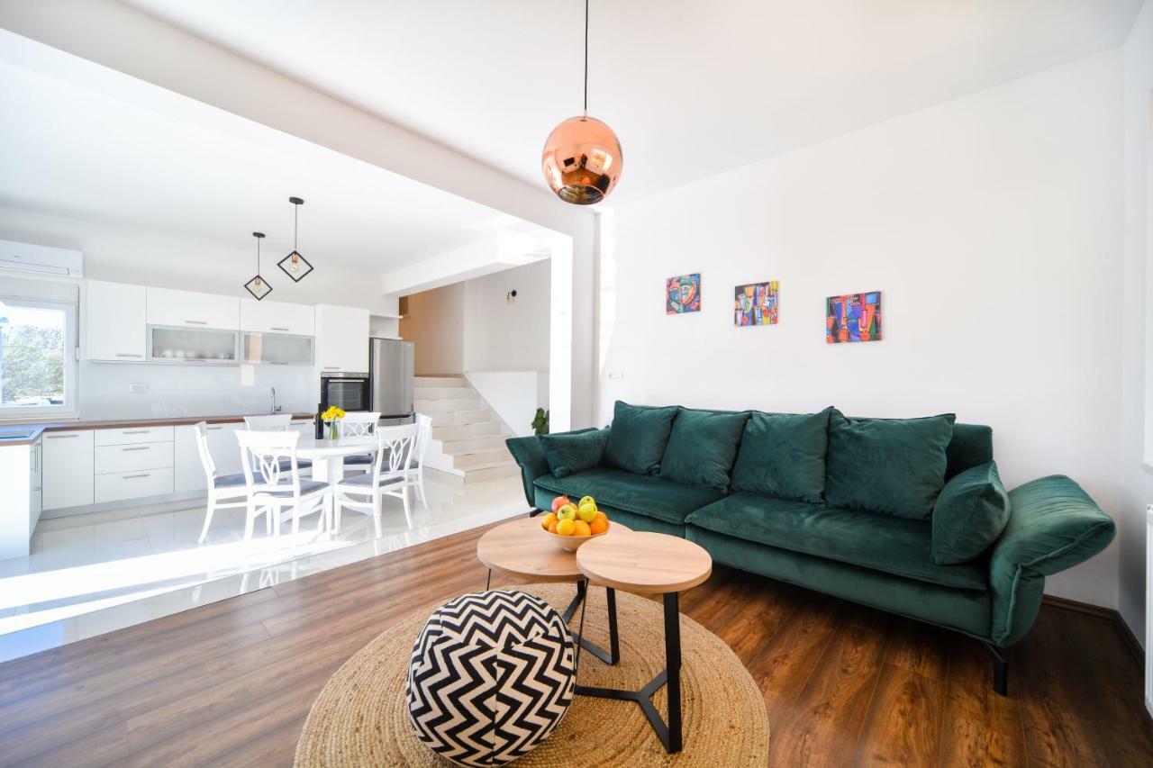 Apartman Space Razanac Luaran gambar